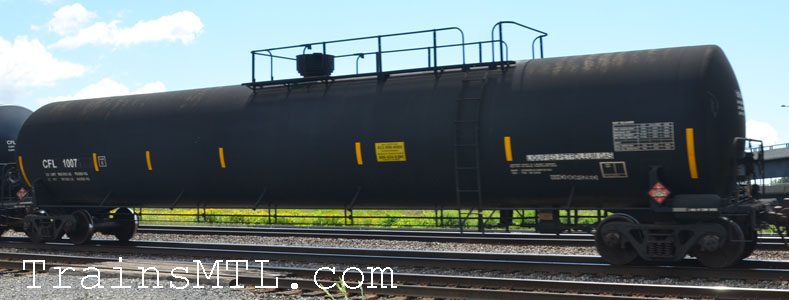 Car/wagon CFL1007 left side / coté gauche